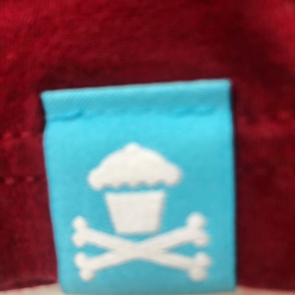 Johny Cupcake Cranberry T shirt Size Small Fashion - Picture 4 of 8